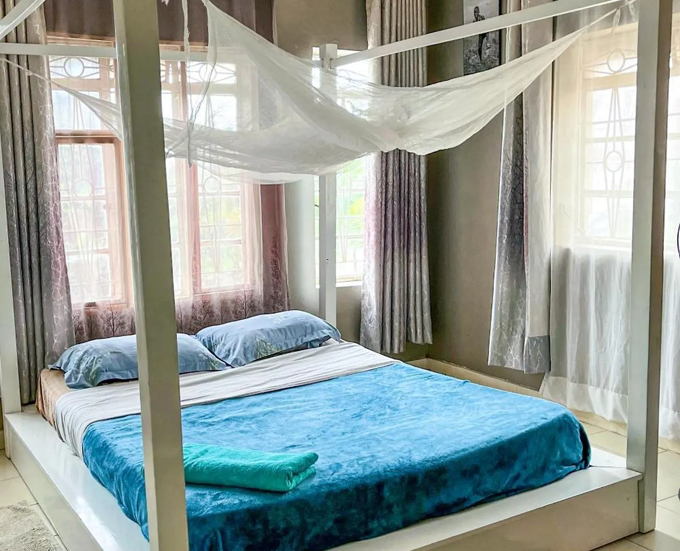 Cozy Two Bed Apartment Kampala 0*,  Uganda